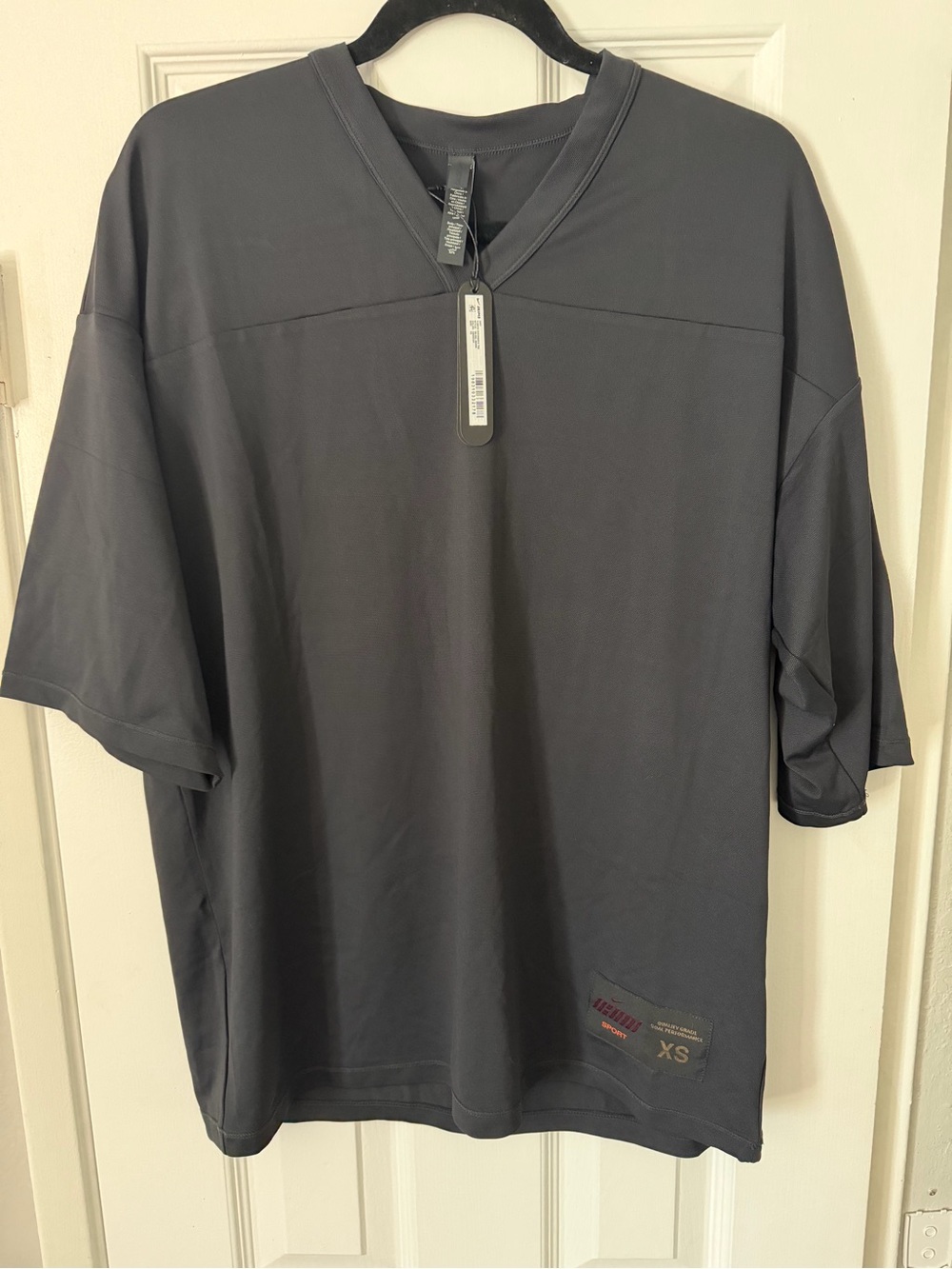 SKIMS Airy V-Neck Cropped Oversized Tee - Obsidian
